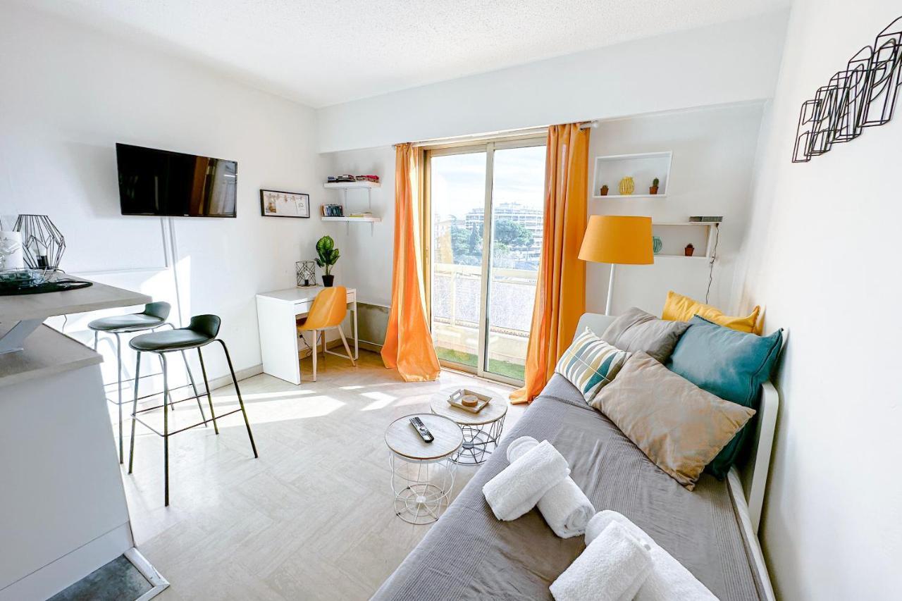 Guignon - Apart Sunny Comfort Close To The Port & Station Антиб Экстерьер фото